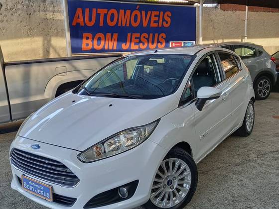 FORD FIESTA 1.6 TITANIUM HATCH 16V FLEX 4P AUTOMÁTICO FORD FIESTA 1.6 TITANIUM HATCH 16V FLEX 4P AUTOMÁTICO